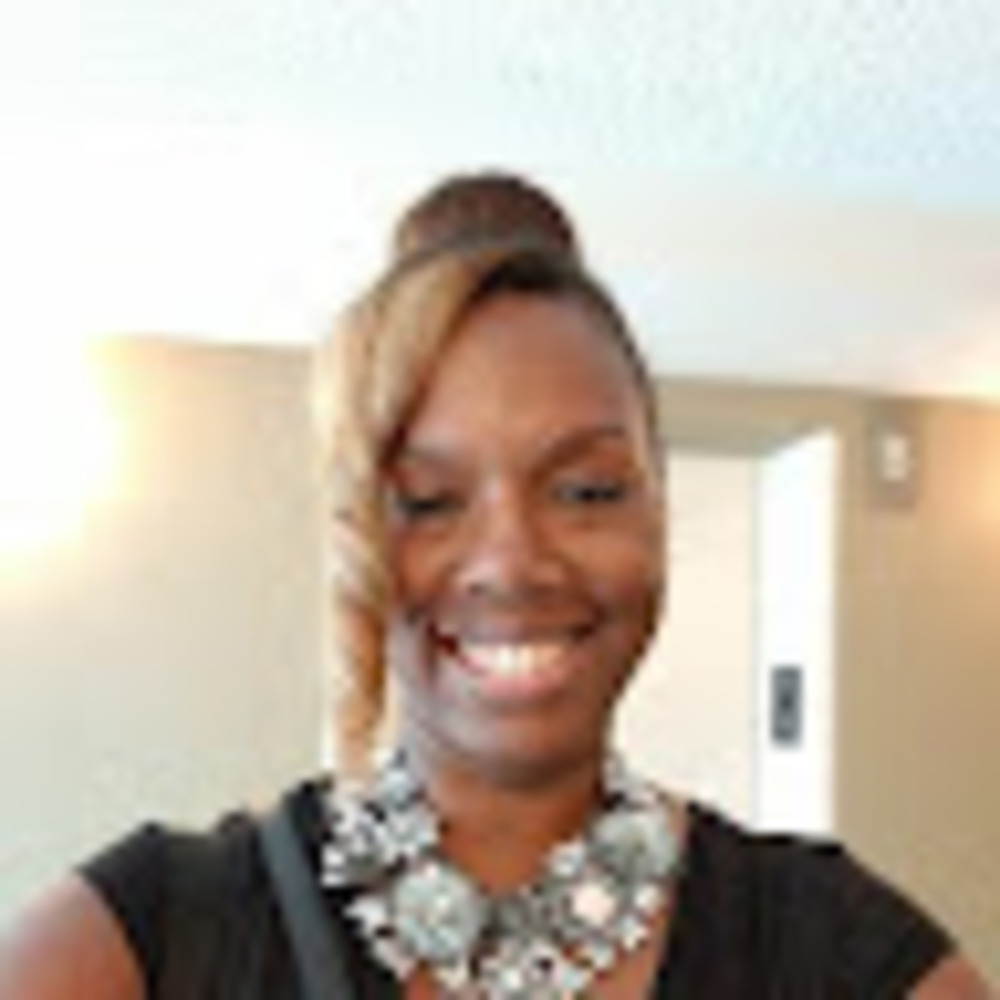 Meet your Posher, Nakia